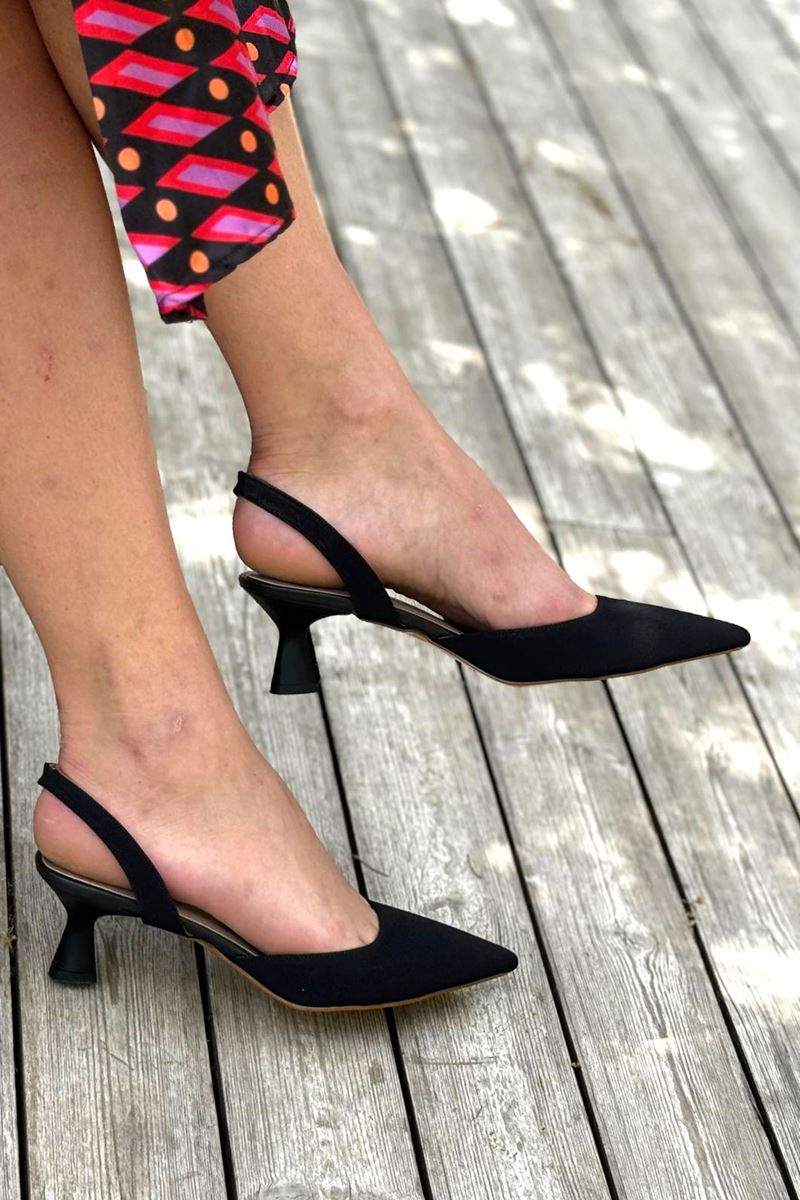 Addison Siyah Süet Alçak Topuklu(4-6 cm) Klasik Topuklu Ayakkabı