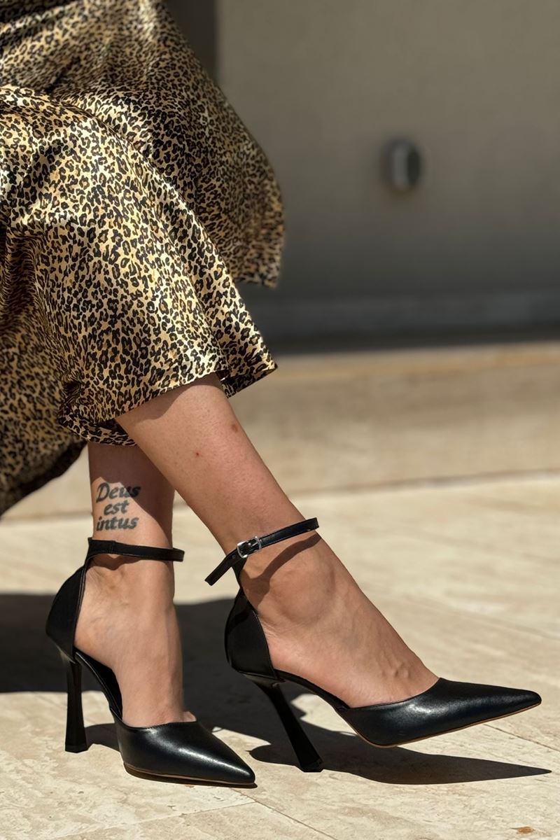 Laura Siyah Cilt Yüksek Topuklu (10 cm) Klasik Topuklu Ayakkabı