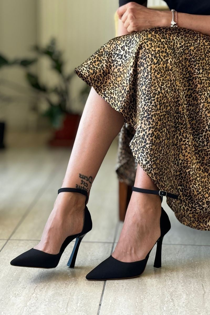 Laura Siyah Süet Yüksek Topuklu (10 cm) Klasik Topuklu Ayakkabı