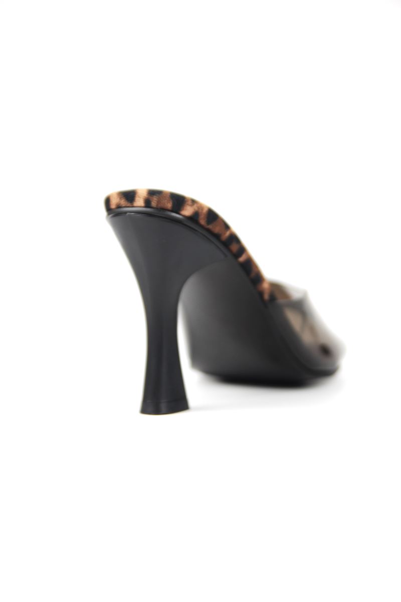 Tina Kadın Leopar Desen Tabanlı Siyah Şeffaf Şeritli Orta Topuklu (8 CM) Topuklu Terlik