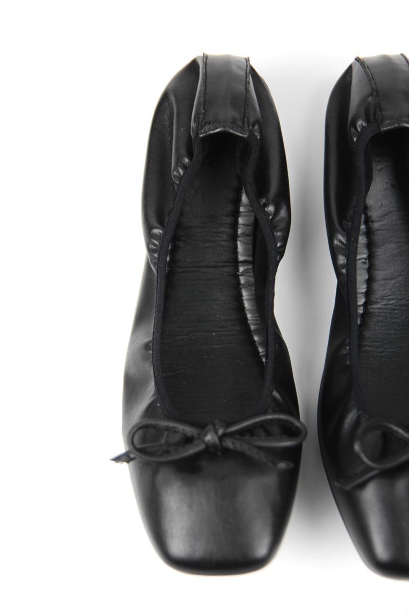 Uliana Kadın Köşeli Burun Fiyonklu Esnek Taban Katlanabilir Siyah Babet Ayakkabı