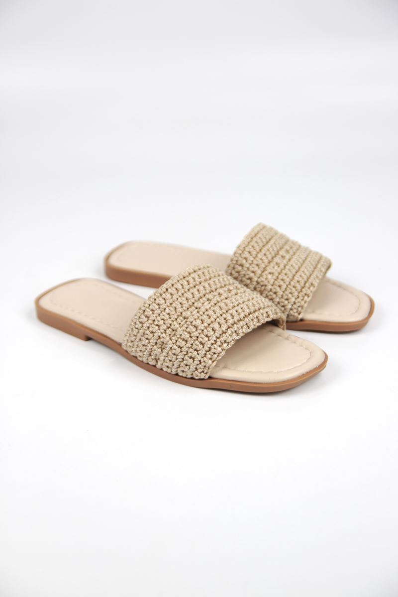 Joyce Kadın El Örgü Bej Terlik