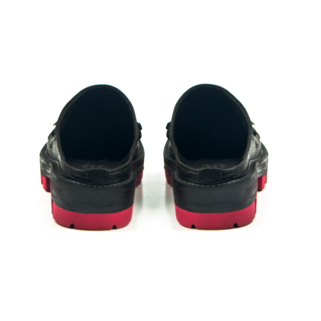 Signature K-Zımbalı Siyah-Kırmızı Deri Terlik