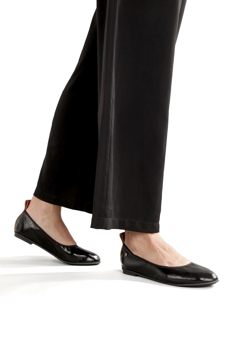 Letizia Esnek Taban Katlanabilir Siyah Rugan Babet Kadın Ayakkabı