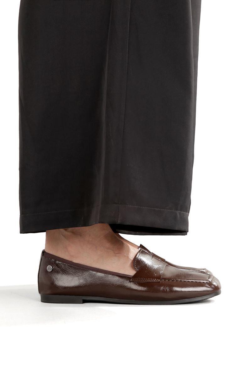 Amaranta Esnek Taban Katlanabilir Kahverengi Rugan Babet Kadın Ayakkabı