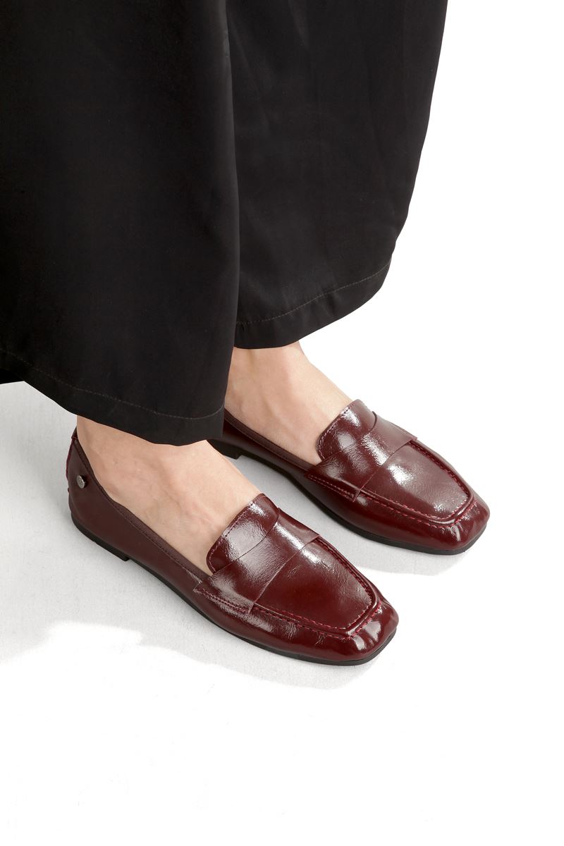 Amaranta Esnek Taban Katlanabilir Bordo Rugan Babet Kadın Ayakkabı