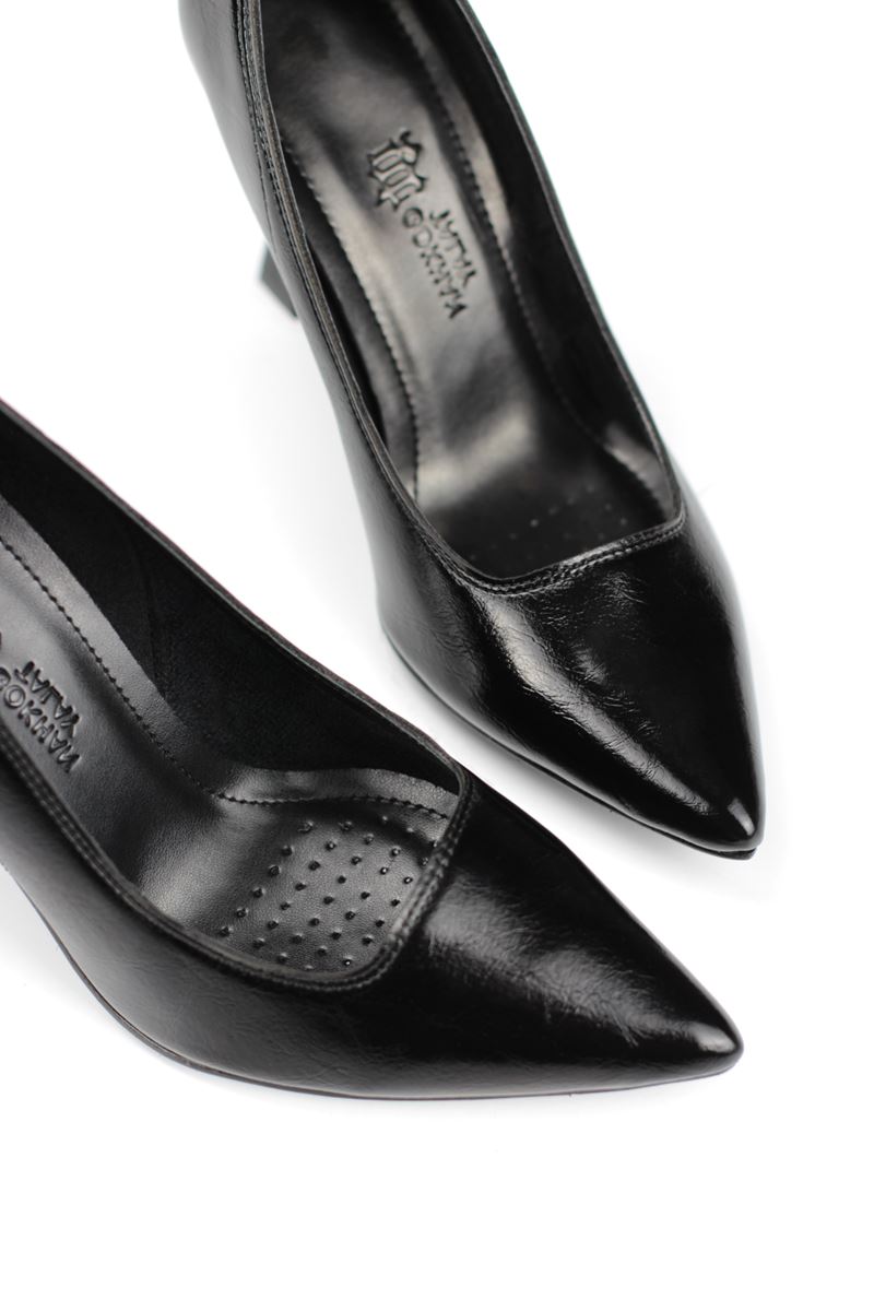 Odette Esnek Yumuşak Kaymaz Taban (10 cm) Siyah Rugan Kadın Topuklu Ayakkabı