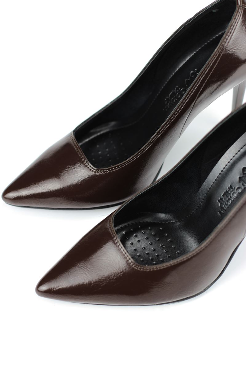 Arabella Esnek Yumuşak Kaymaz Taban (11 cm) Kahverengi Rugan Kadın Topuklu Ayakkabı