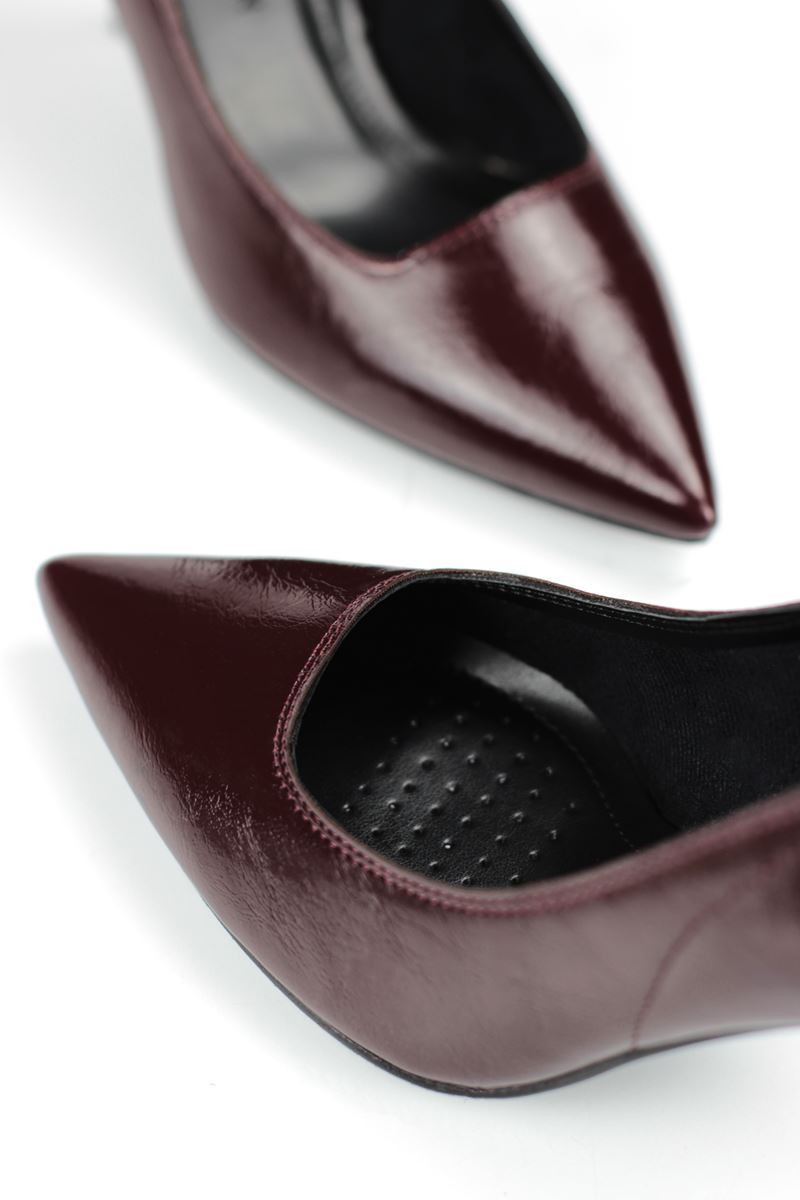 Jimena Esnek Yumuşak Kaymaz Taban (8 cm) Bordo Rugan Kadın Topuklu Ayakkabı