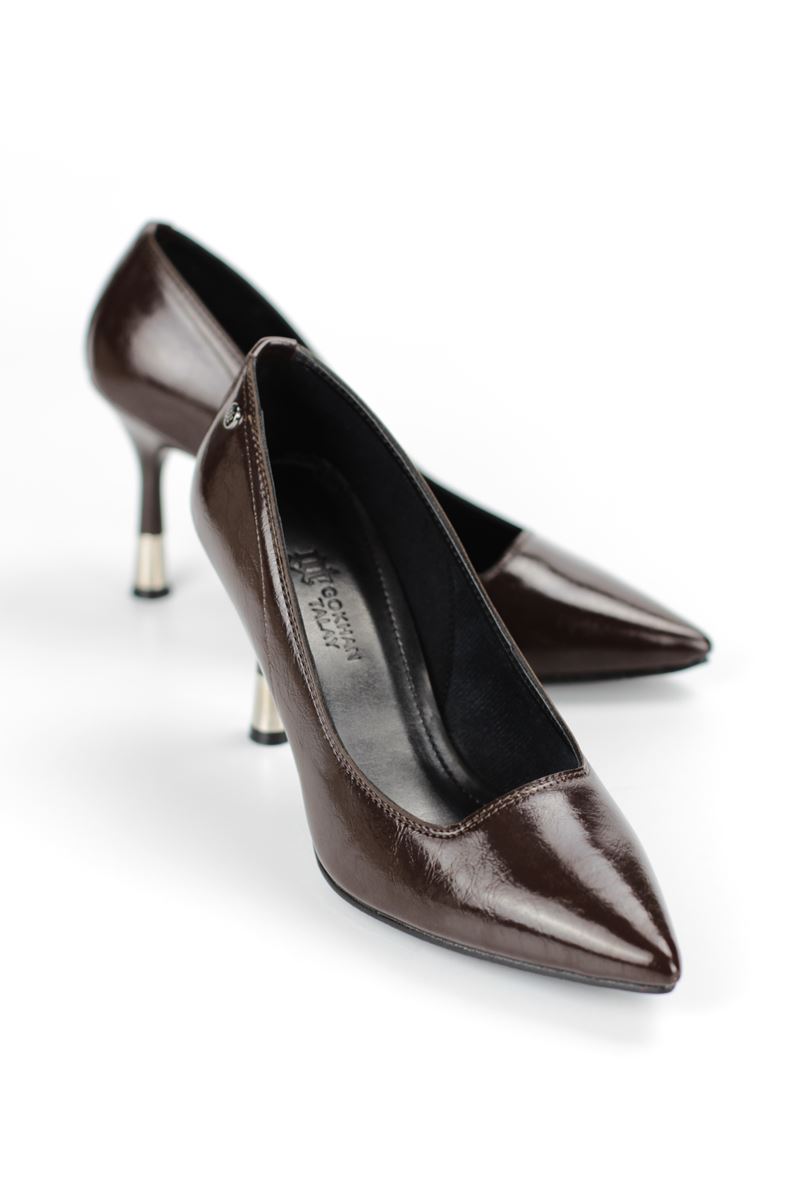 Juliet Esnek Yumuşak Kaymaz Taban (8 cm) Kahverengi Rugan Kadın Topuklu Ayakkabı