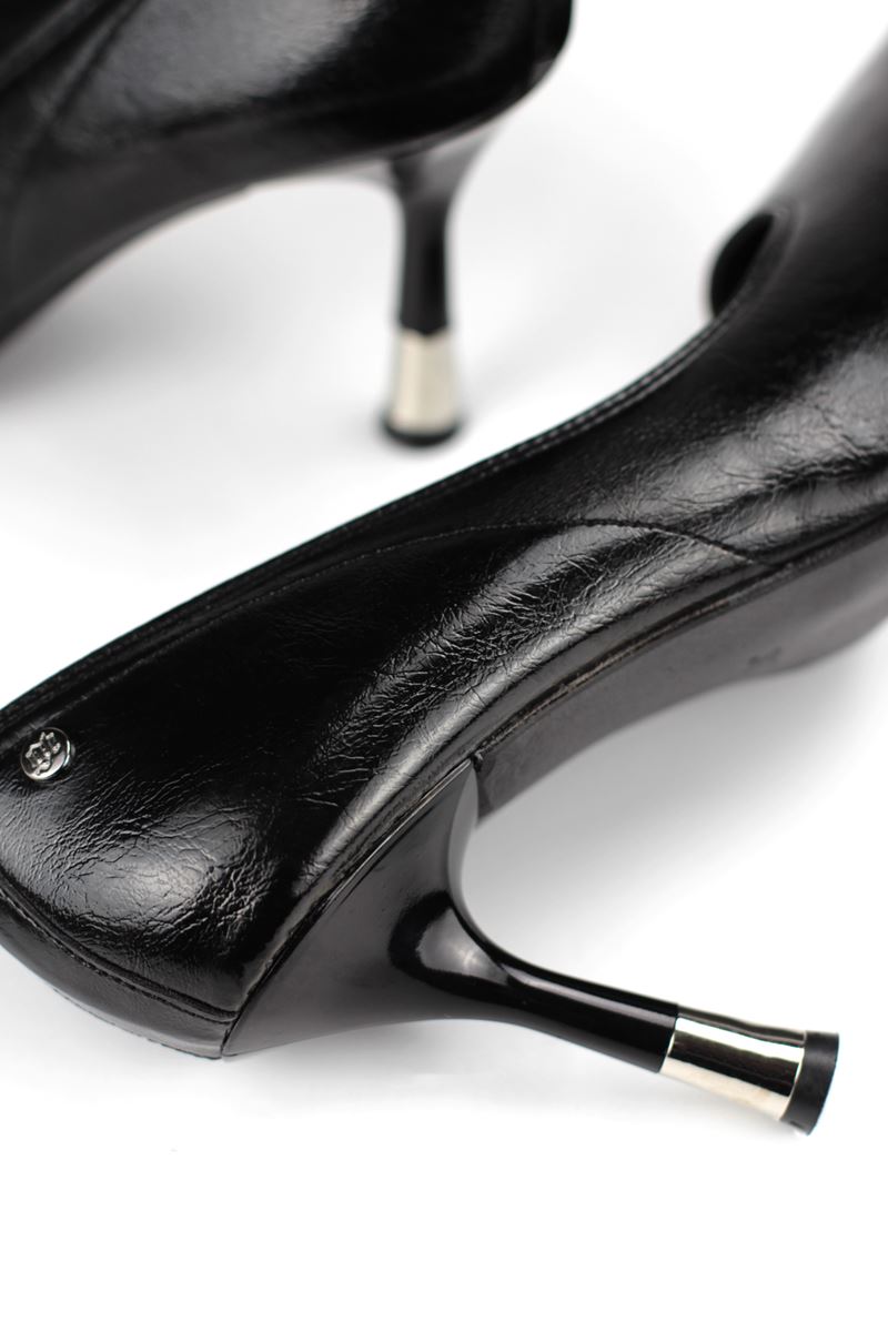 Juliet Esnek Yumuşak Kaymaz Taban (8 cm) Siyah Rugan Kadın Topuklu Ayakkabı