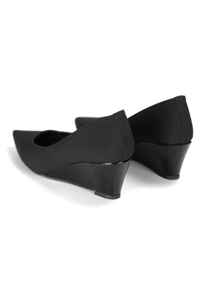 Pia Esnek Yumuşak Kaymaz Taban (4 cm) Kadın Dolgu Topuk Siyah Süet Ayakkabı