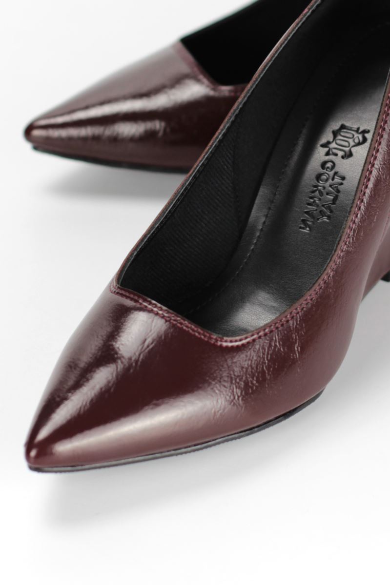 Perla Esnek Yumuşak Kaymaz Taban (8 cm) Kadın Dolgu Topuk  Bordo Rugan Ayakkabı