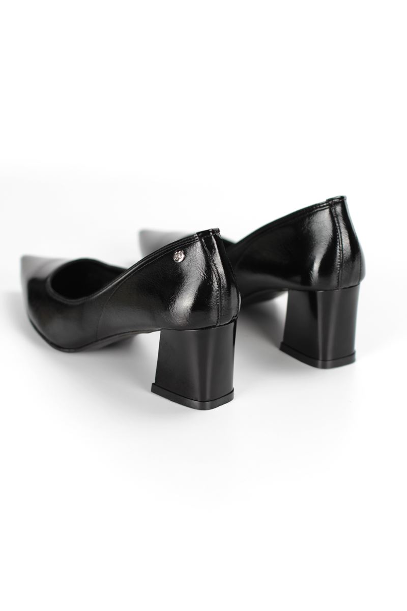 Zaneta Esnek Yumuşak Kaymaz Taban (4 cm) Kadın Kalın Topuk  Siyah Rugan Ayakkabı