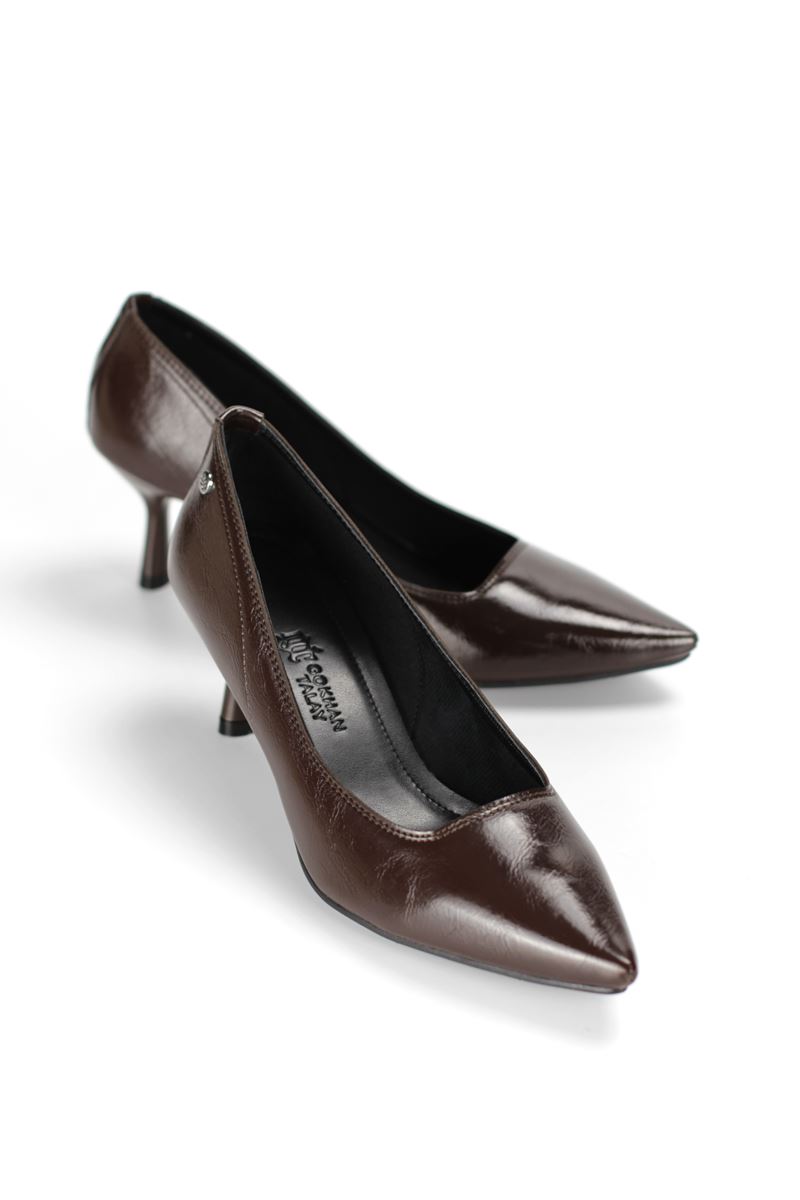 Zelia Esnek Yumuşak Kaymaz Taban (4 cm) Kahverengi Rugan Kadın Topuklu Ayakkabı