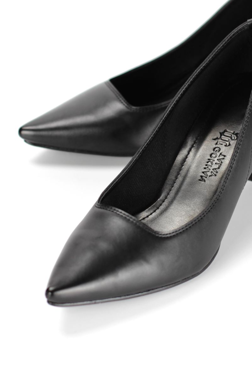 Zelia Esnek Yumuşak Kaymaz Taban (4 cm) Siyah Cilt Kadın Topuklu Ayakkabı