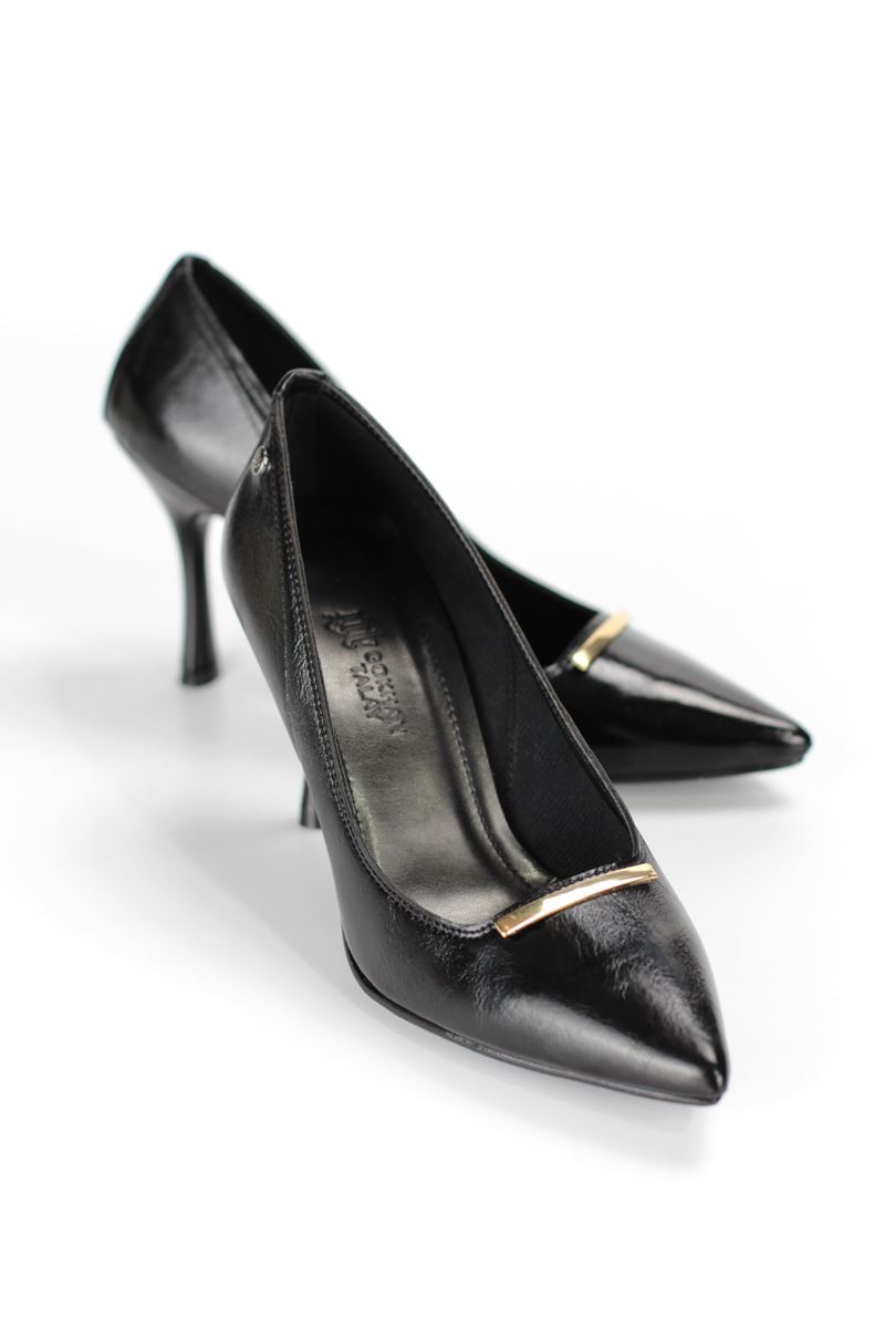 Arina Esnek Yumuşak Kaymaz Taban (8 cm) Siyah Rugan İnce Çubuk Toka Kadın Topuklu Ayakkabı