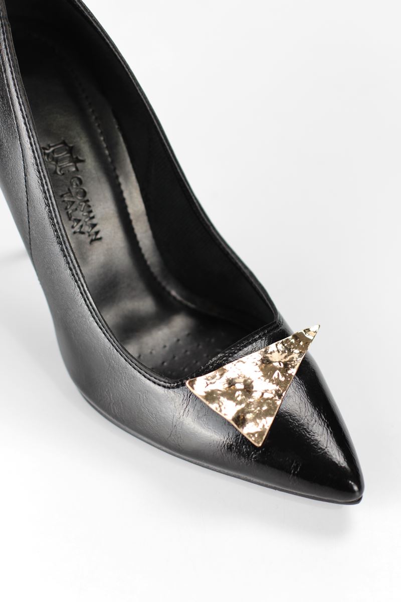 Darya Esnek Yumuşak Kaymaz Taban (11 cm) Siyah Rugan Üçgen Toka Kadın Topuklu Ayakkabı