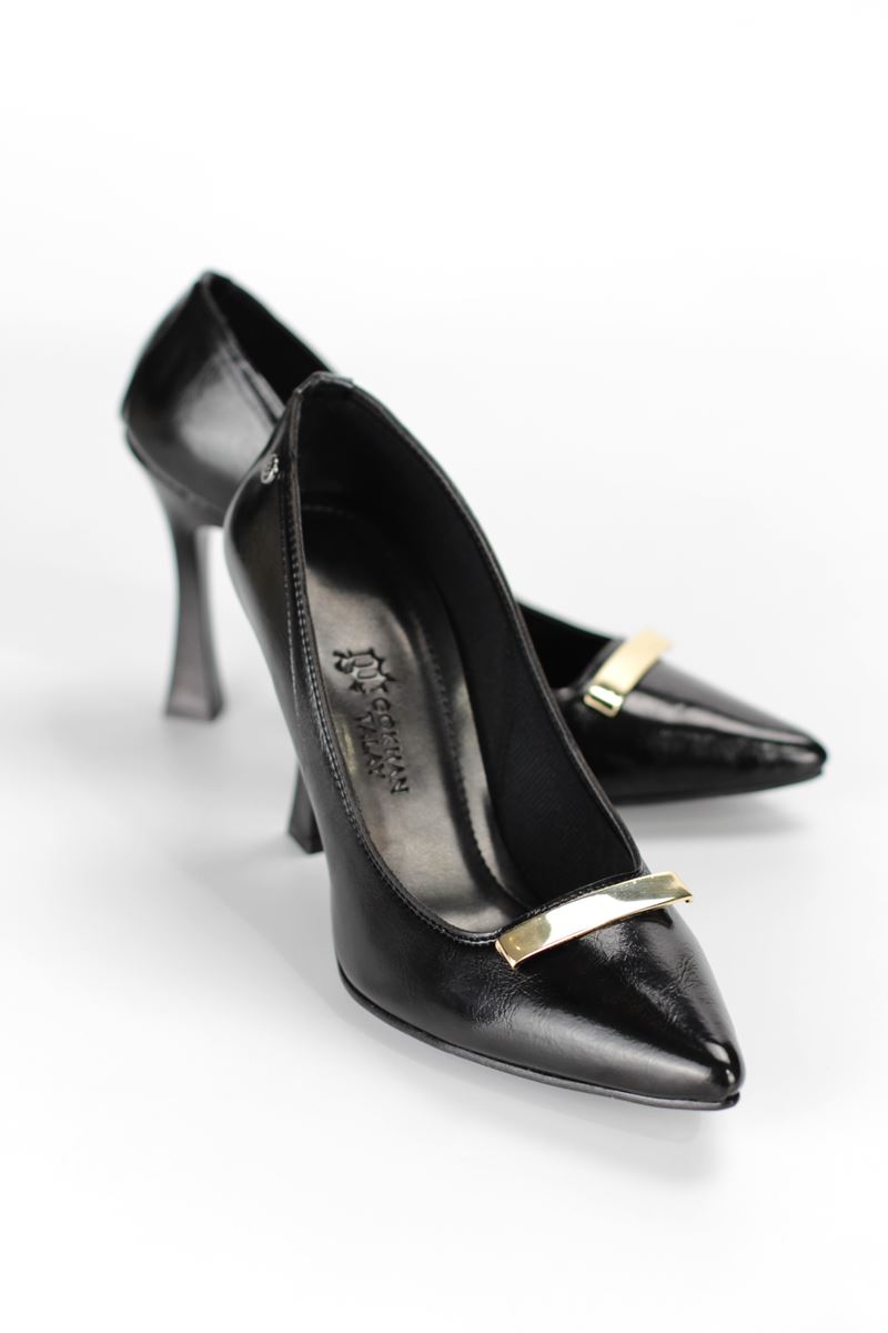 Arisha Esnek Yumuşak Kaymaz Taban (10 cm) Siyah Rugan Çubuk Toka Kadın Topuklu Ayakkabı