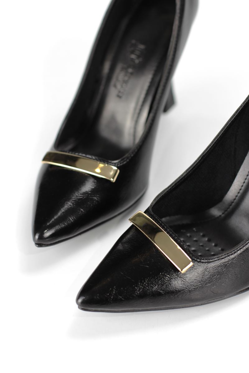 Arisha Esnek Yumuşak Kaymaz Taban (10 cm) Siyah Rugan Çubuk Toka Kadın Topuklu Ayakkabı