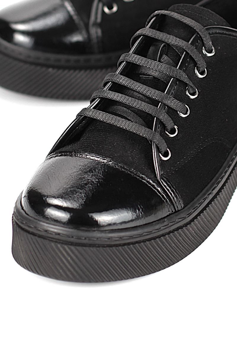 Zeta Siyah Süet-Siyah Taban- Rugan Detaylı  Kadın Sneaker Spor Ayakkabı