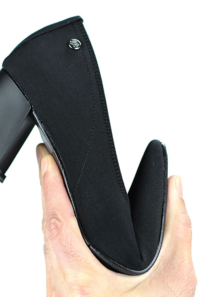 Zaneta Esnek Yumuşak Kaymaz Taban (4 cm) Kadın Kalın Topuk  Siyah Süet Ayakkabı