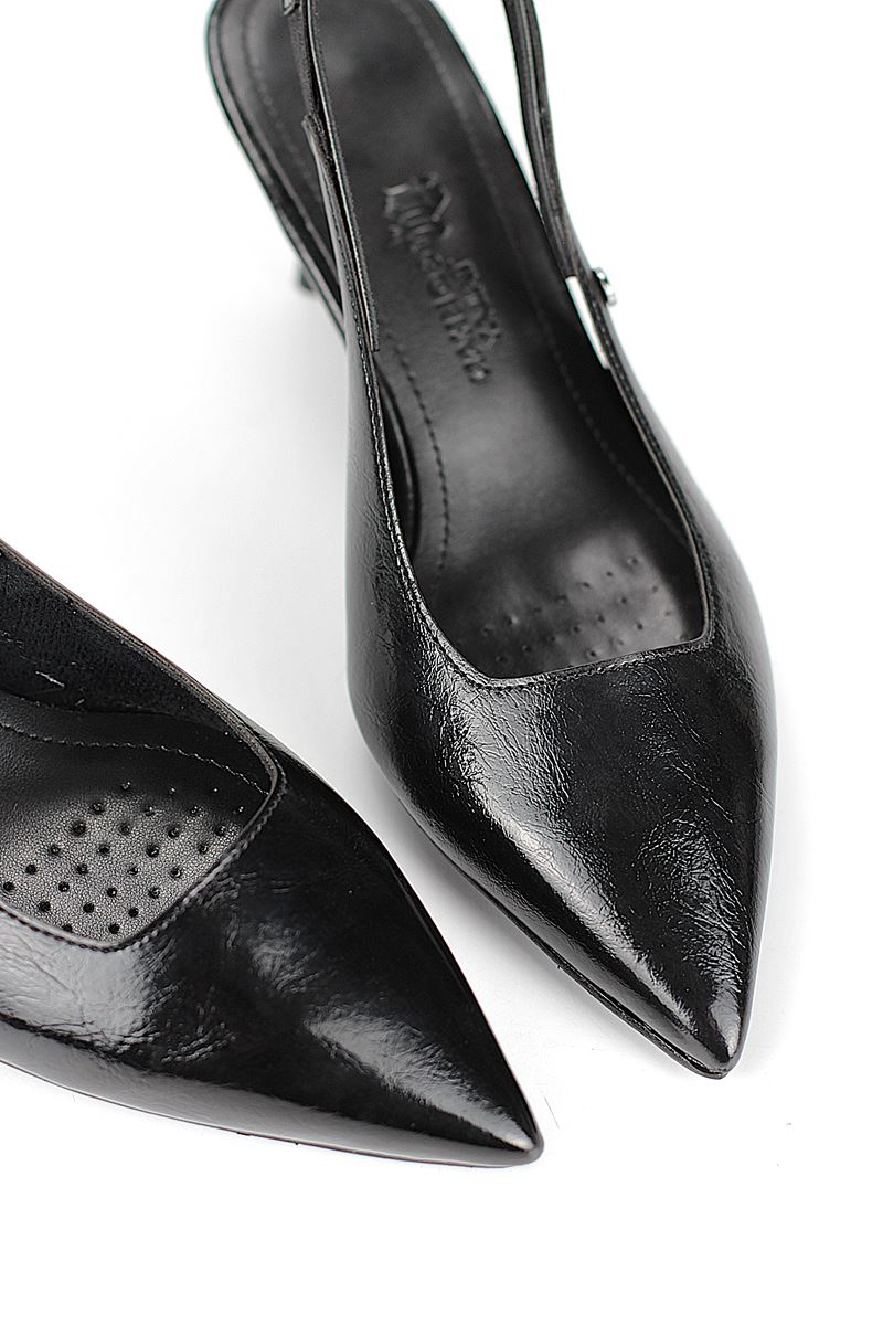 İlya Esnek Yumuşak Kaymaz Taban (4 cm) Siyah Rugan  Açık Lastikli Kadın Kalın Topuklu Ayakkabı