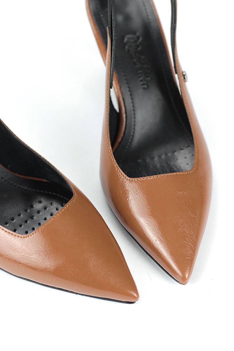 İlya Esnek Yumuşak Kaymaz Taban (4 cm) Taba Rugan  Açık Lastikli Kadın Kalın Topuklu Ayakkabı