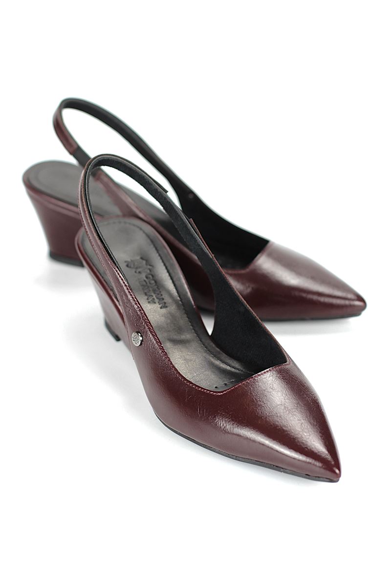 Belinda  Esnek Yumuşak Kaymaz Taban (4cm) Bordo Rugan  Açık Lastikli Kadın Dolgu Topuklu Ayakkabı