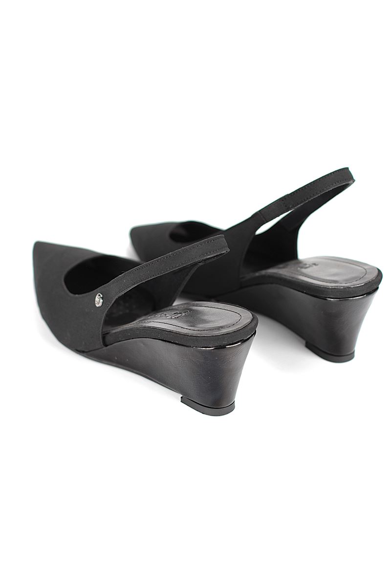 Belinda  Esnek Yumuşak Kaymaz Taban (4cm) Siyah Süet  Açık Lastikli Kadın Dolgu Topuklu Ayakkabı