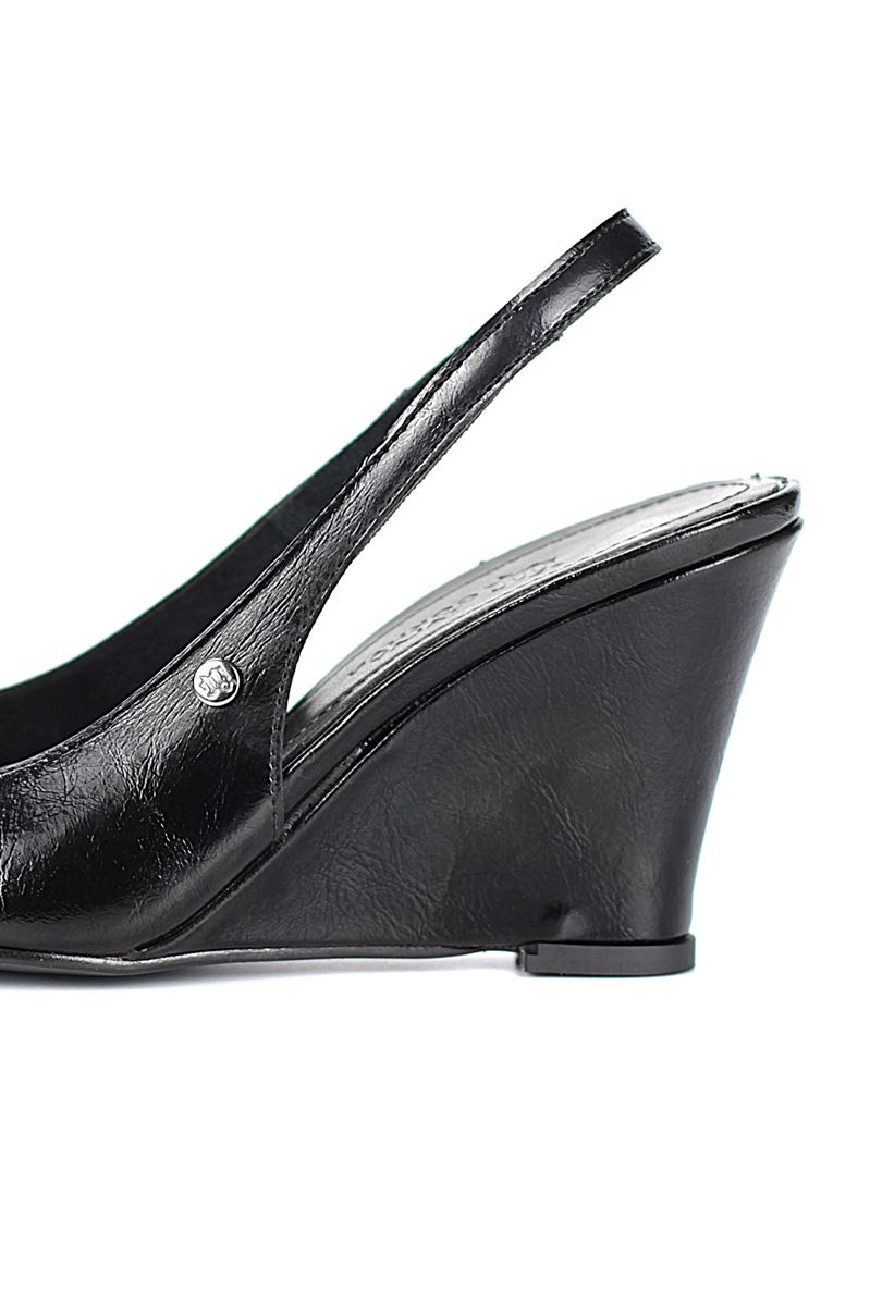 Agape  Esnek Yumuşak Kaymaz Taban (8cm)  Siyah Rugan  Açık Lastikli Kadın Dolgu Topuklu Ayakkabı