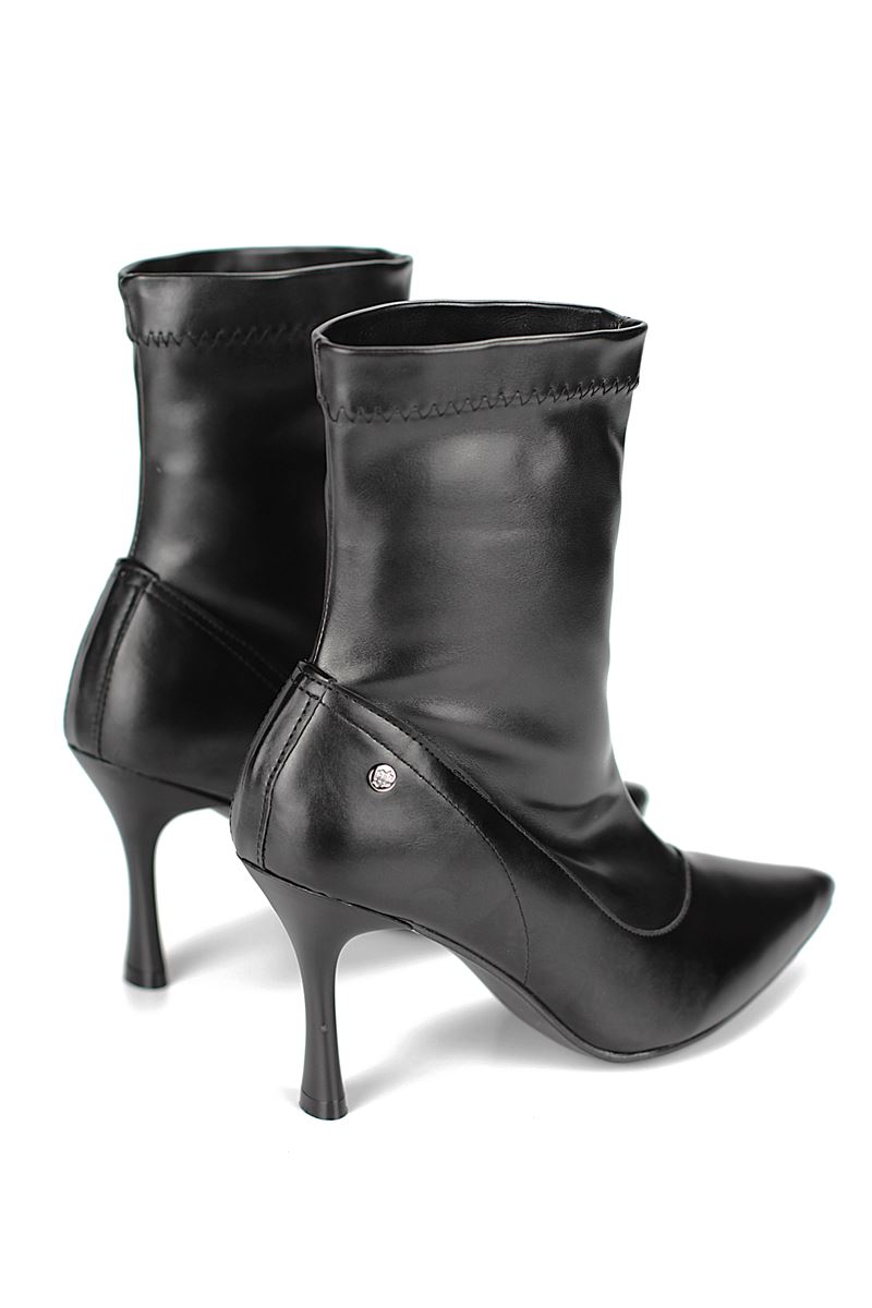 Noerelle Siyah Cilt Esnek Yumuşak Kaymaz Taban (8cm) Streç Bot