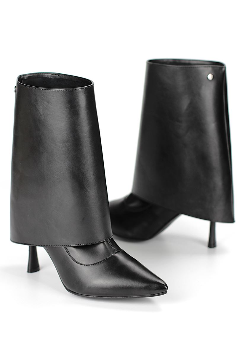 Sorelle Siyah Cilt Esnek Yumuşak Kaymaz Taban (8cm) Yakalı Streç Bot