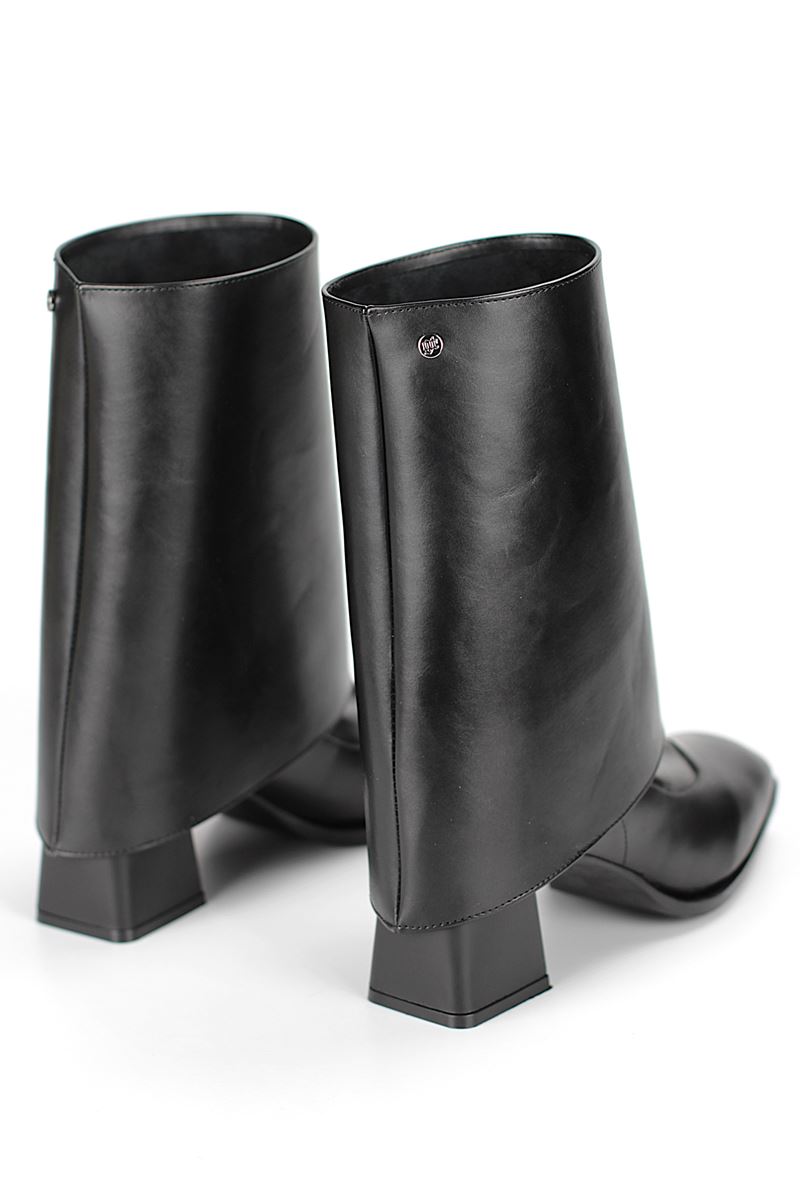 Lunelle Siyah Cilt Esnek Yumuşak Kaymaz Taban Köşeli Topuk (6cm) Streç Bot