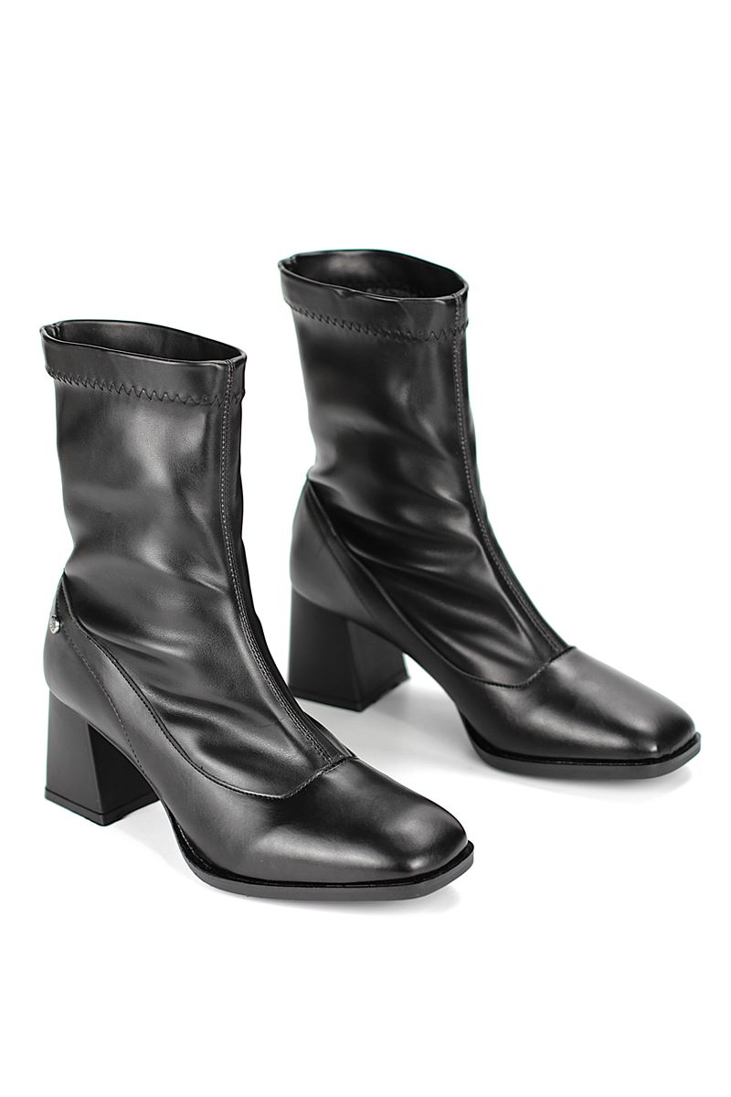 Lunelle Siyah Cilt Esnek Yumuşak Kaymaz Taban Köşeli Topuk (6cm) Streç Bot