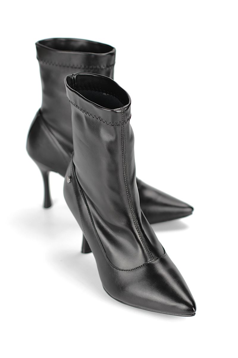 Isabel Siyah Cilt Orta Topuklu(8 cm) Streç Bot