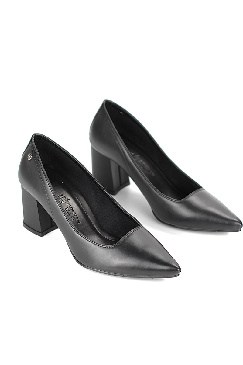 Nevra Esnek Yumuşak Kaymaz Taban (7 cm) Siyah Cilt Kadın Kalın Topuklu Ayakkabı