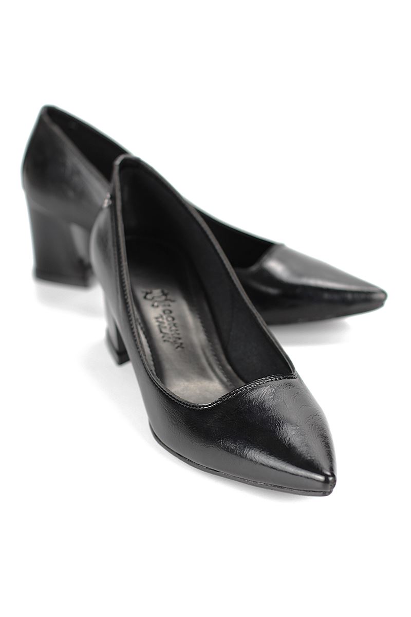 Nevra Esnek Yumuşak Kaymaz Taban (7 cm) Siyah Rugan Kadın Kalın Topuklu Ayakkabı