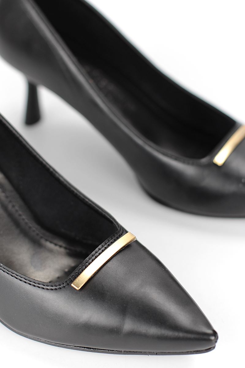 Sasha Esnek Yumuşak Kaymaz Taban (4 cm) Siyah Cilt İnce Çubuk Toka Kadın Topuklu Ayakkabı