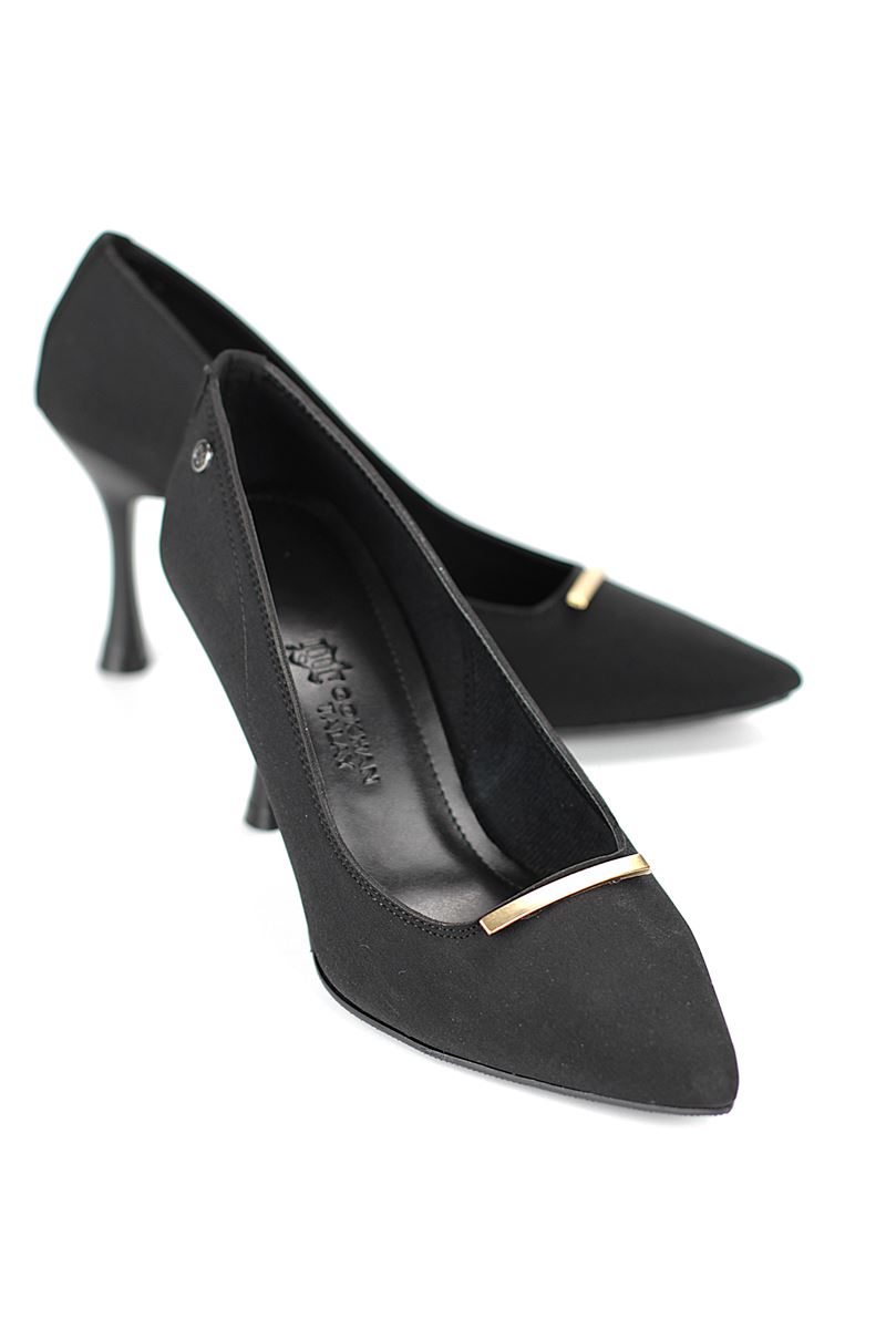 Arina Esnek Yumuşak Kaymaz Taban (8 cm) Siyah Süet İnce Çubuk Toka Kadın Topuklu Ayakkabı