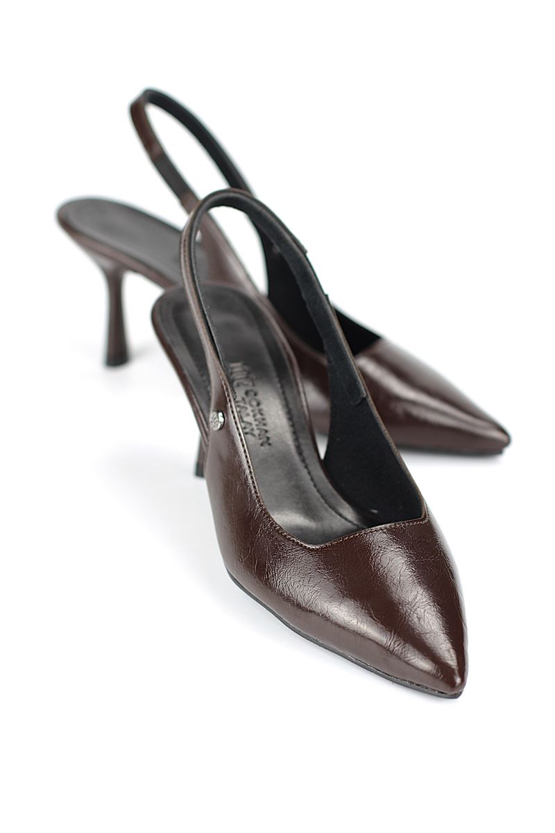 Vivienne Esnek Yumuşak Kaymaz Taban (7 cm) Kahverengi Rugan Açık Lastikli Kadın Topuklu Ayakkabı