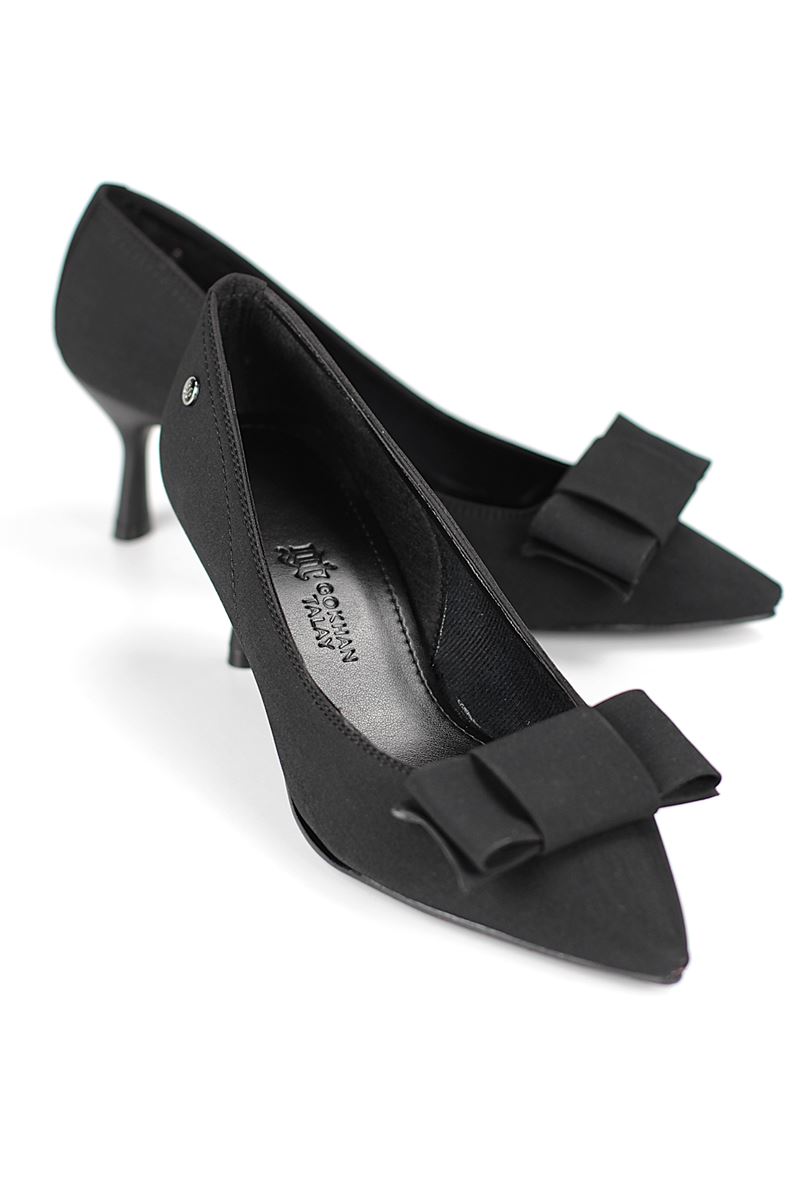 Vellon Esnek Yumuşak Kaymaz Taban (4 cm) Siyah Süet Köşe Fiyonk Kadın Topuklu Ayakkabı