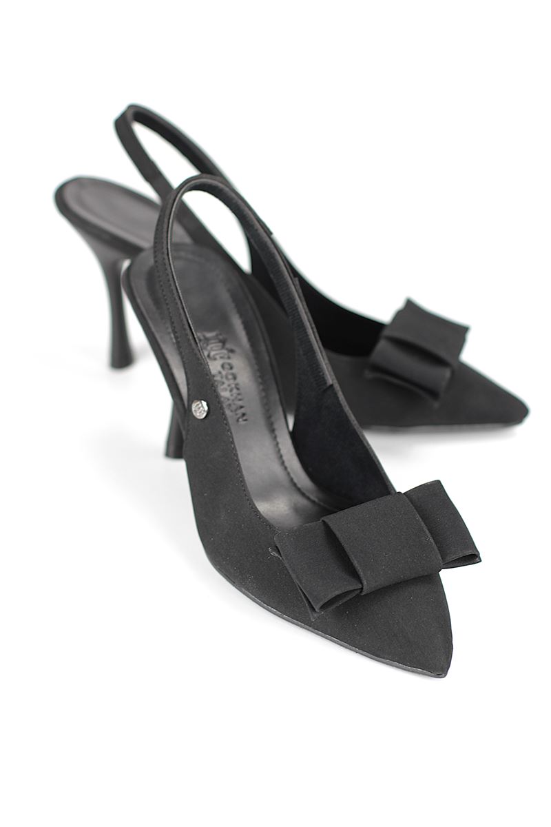 Nivelle Esnek Yumuşak Kaymaz Taban (8 cm) Siyah Süet  Açık Lastikli Köşe Fiyonk Kadın Topuklu Ayakkabı