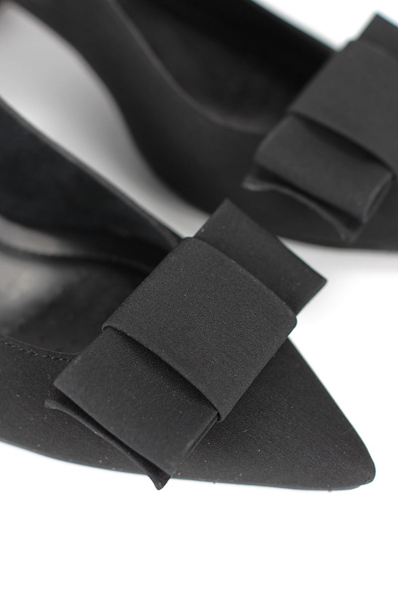 Nira Esnek Yumuşak Kaymaz Taban (4 cm) Siyah Süet  Açık Lastikli Kadın Kalın Topuklu Köşe Fiyonklu Ayakkabı