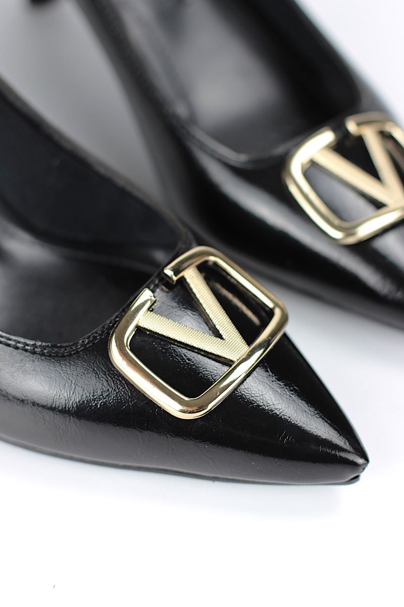 Luxe Esnek Yumuşak Kaymaz Taban (4 cm) Siyah Rugan V Toka Kadın Topuklu Ayakkabı