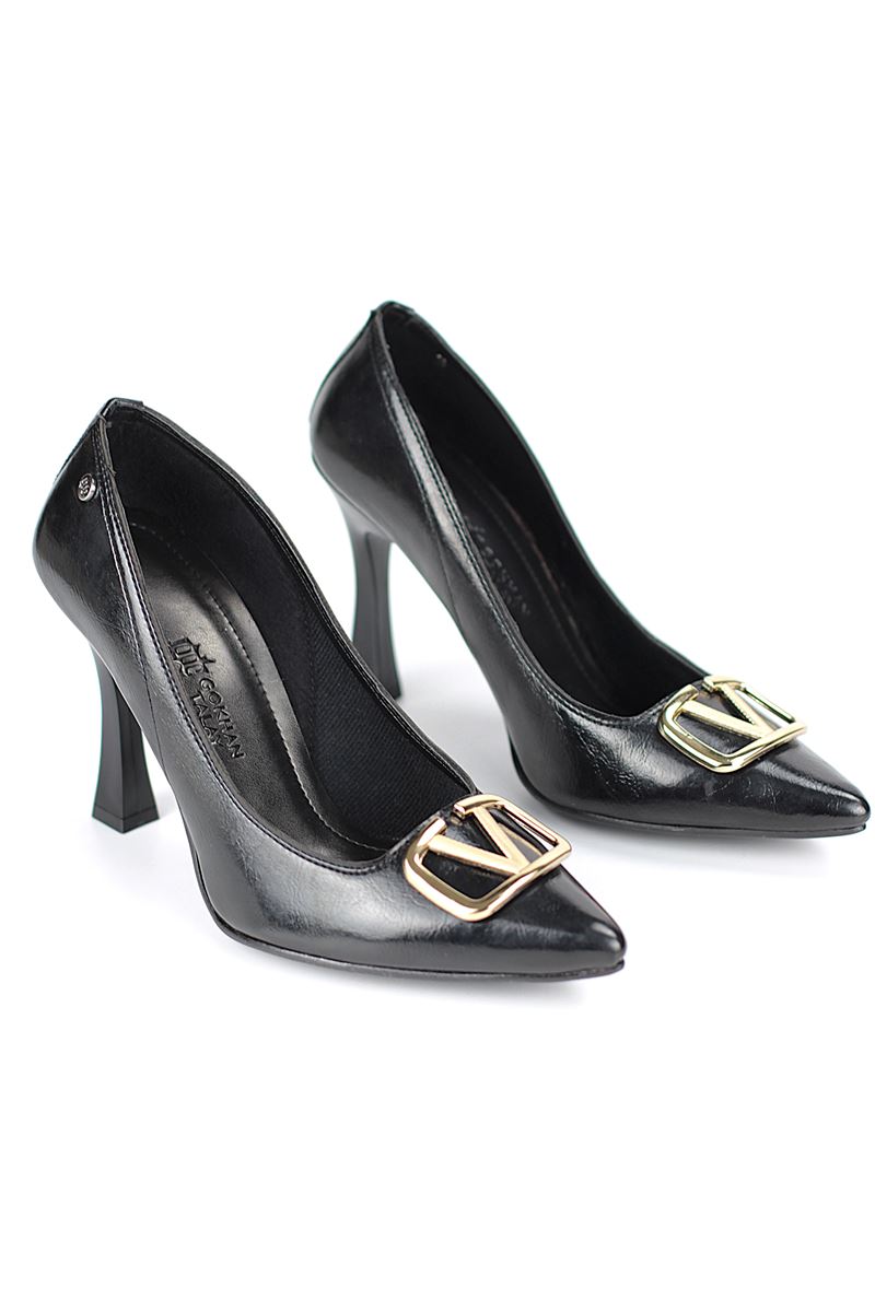 Camille Esnek Yumuşak Kaymaz Taban (10 cm) Siyah Rugan V Toka Kadın Topuklu Ayakkabı