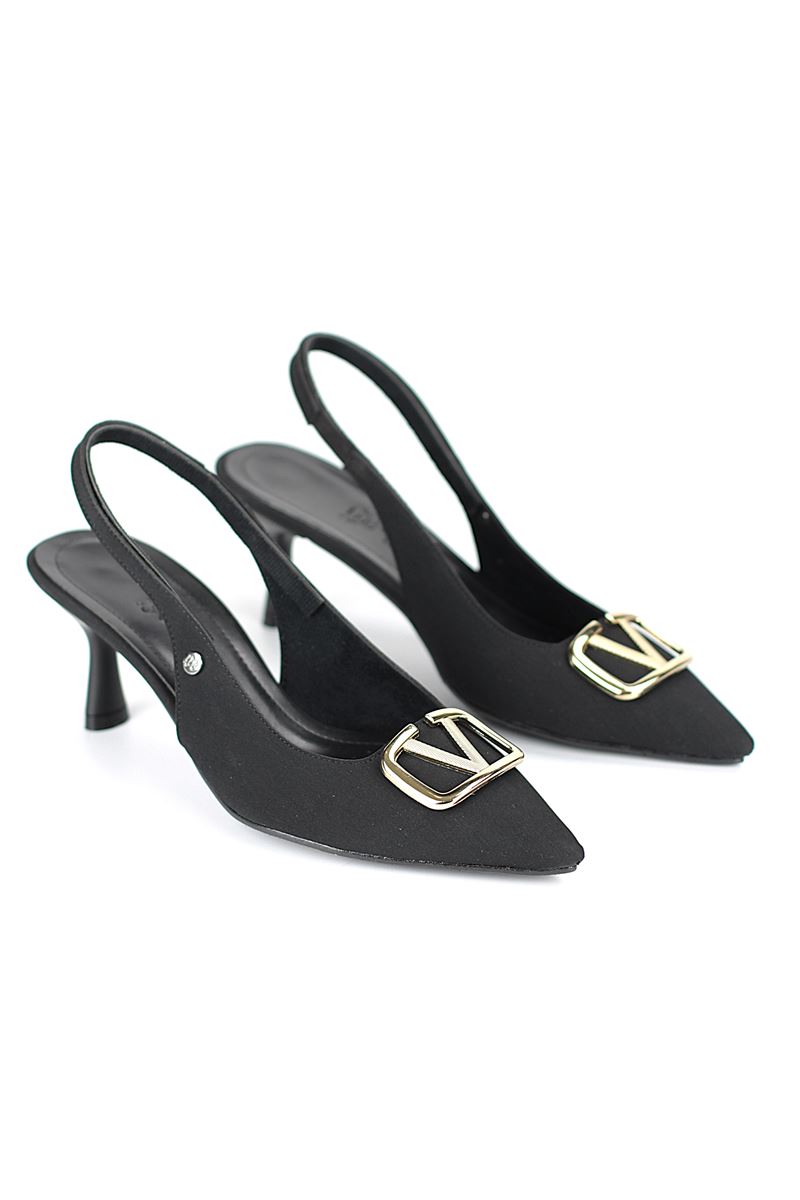 Liselotte Esnek Yumuşak Kaymaz Taban (4 cm) Siyah Süet  Açık Lastikli V Toka Kadın Topuklu Ayakkabı