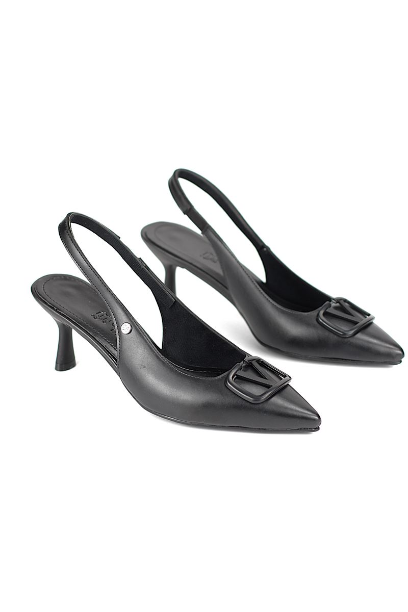 Lilith Esnek Yumuşak Kaymaz Taban (4 cm) Siyah Cilt Açık Lastikli V Toka Kadın Topuklu Ayakkabı