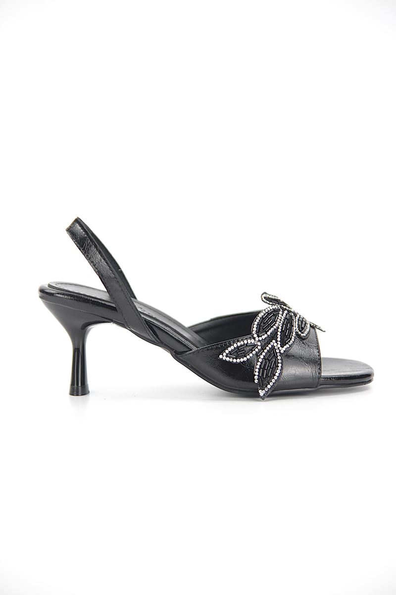 Arlen Esnek Yumuşak Kaymaz Taban (4 cm) Siyah Rugan Taşlı Yaprak Detaylı Kadın Topuklu Ayakkabı
