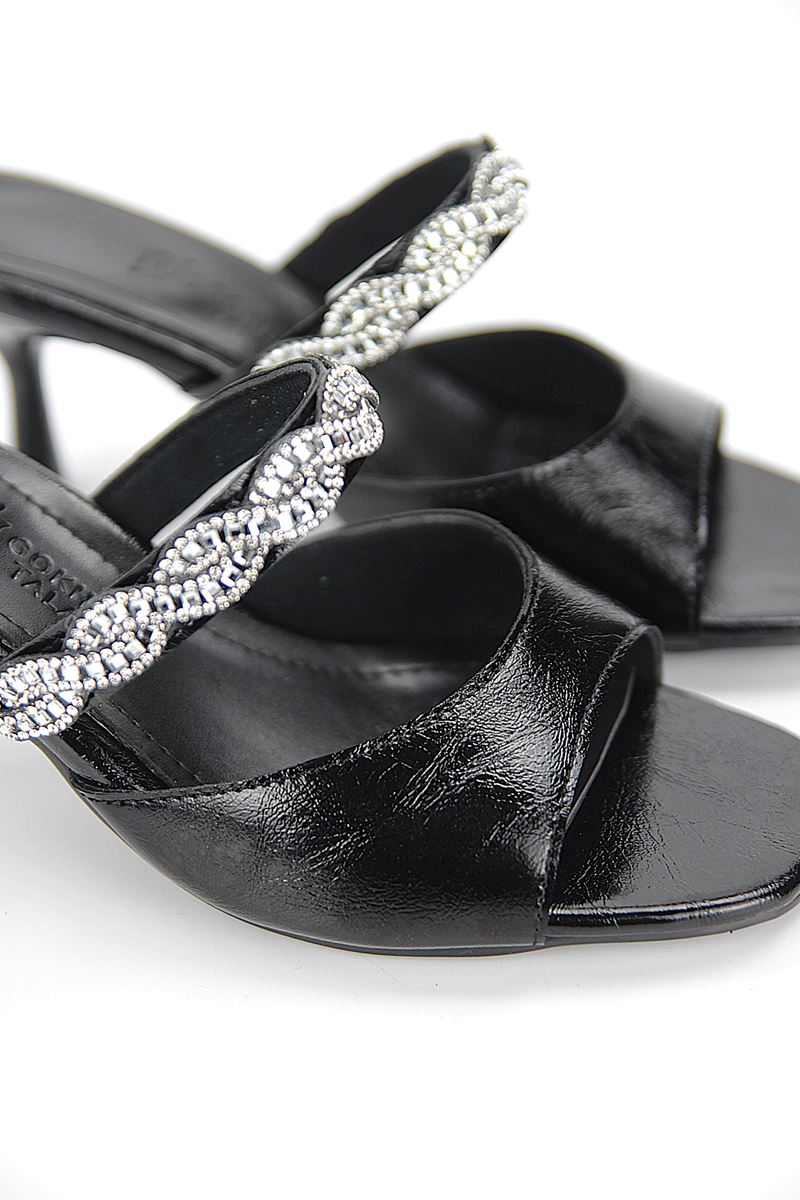 Lyra Esnek Yumuşak Kaymaz Taban (4 cm) Siyah Rugan  Tek Bant Burgu Gümüş Bantlı Kadın Topuklu Terlik